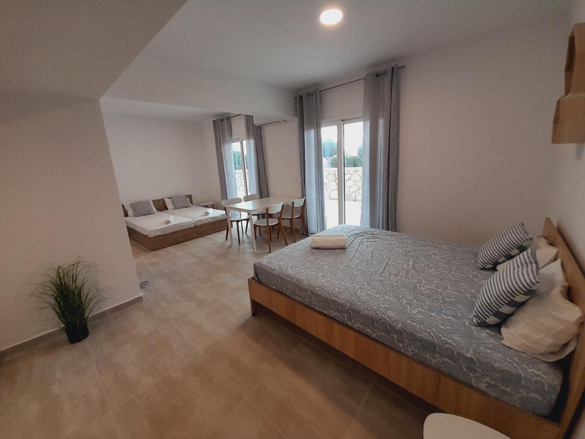 Telhinis Hotel & Apartments Faliraki Luaran gambar