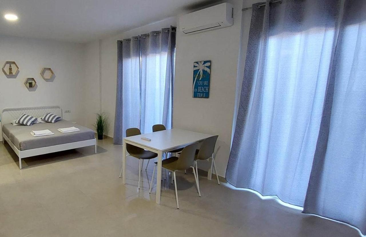 Telhinis Hotel & Apartments Faliraki Luaran gambar