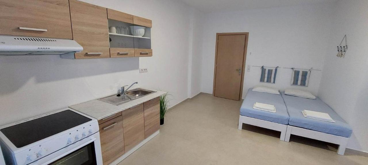 Telhinis Hotel & Apartments Faliraki Luaran gambar