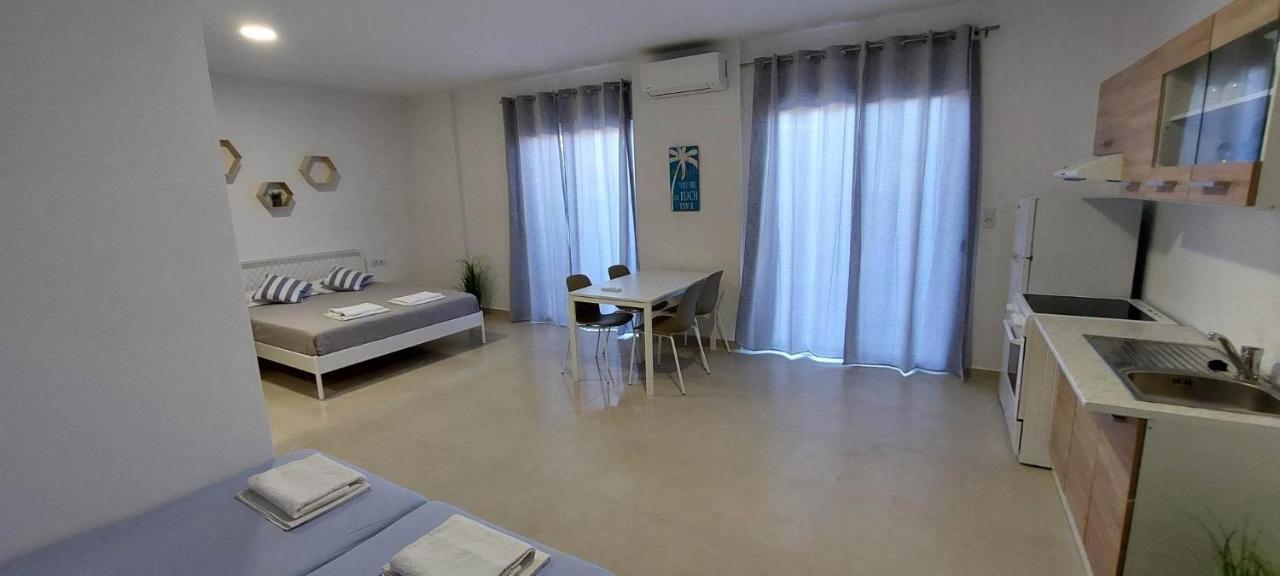 Telhinis Hotel & Apartments Faliraki Luaran gambar